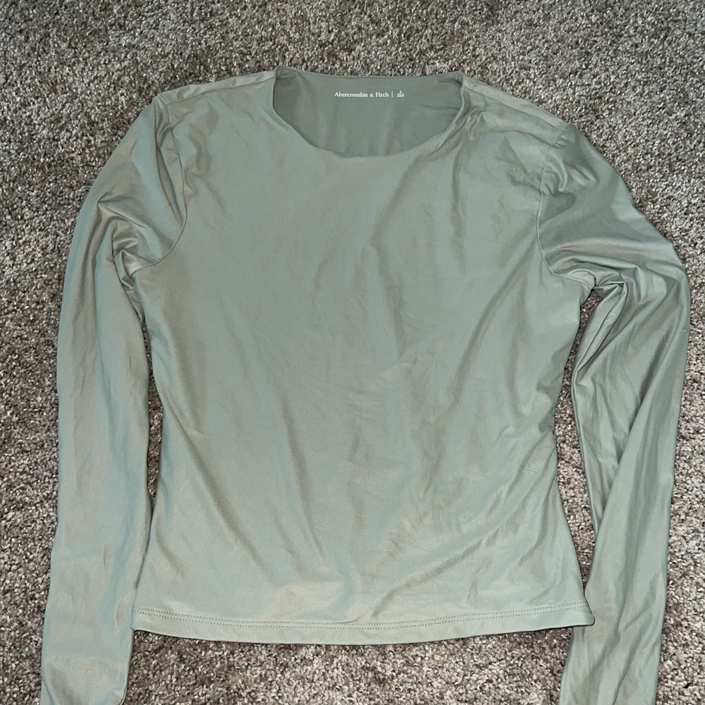 Abercrombie Women’s Soft Matte Green Long Sleeve Tee - Small